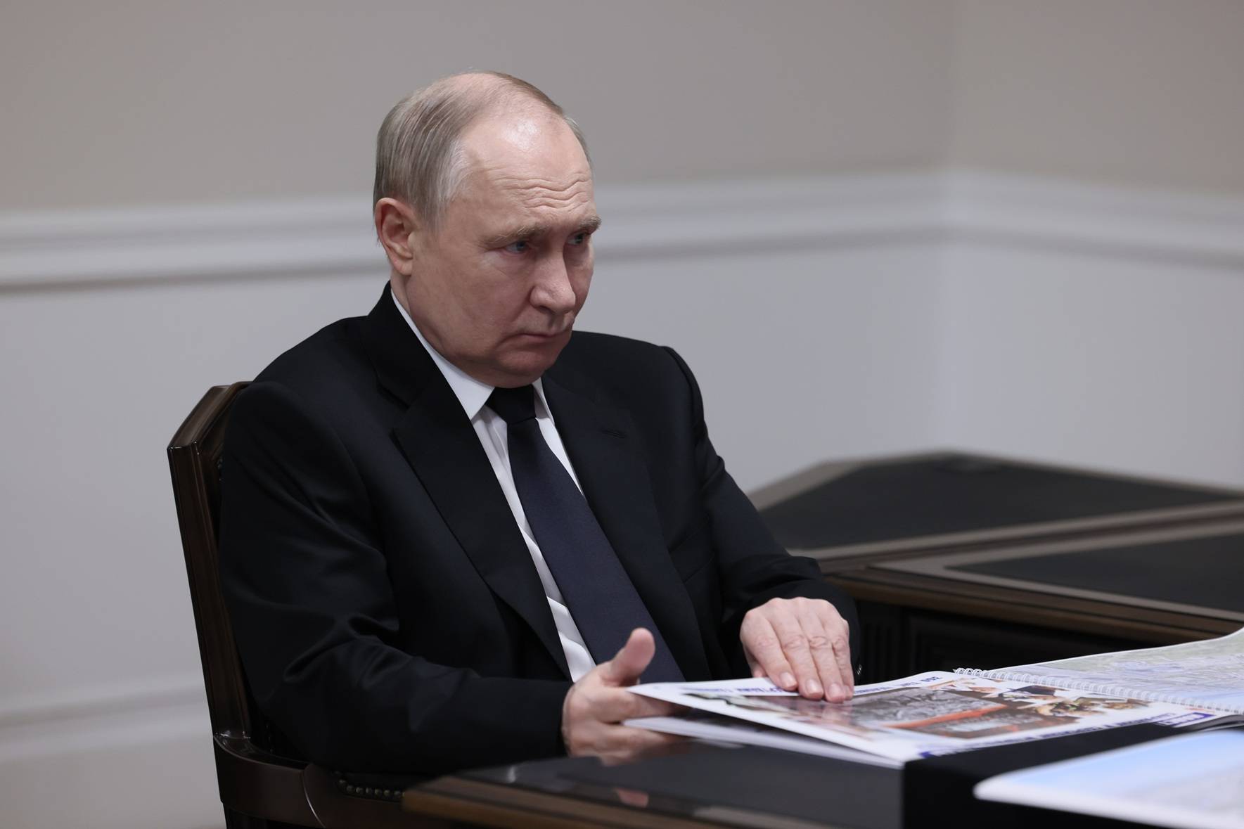 美洲杯2025
_普京:俄罗斯被骗了!乌军:摧毁俄军“铠甲”防空导弹系统美洲杯2025
,三架直升机!乌议会称正在起草选举相关法案