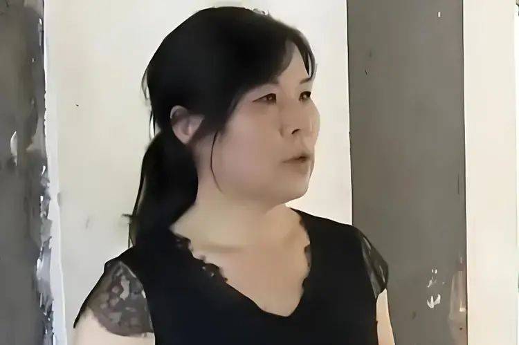 皇冠信用网怎么弄
_湖南55岁巨婴女子因太漂亮皇冠信用网怎么弄
，没上过一天班，颜值曝光后网友唏嘘