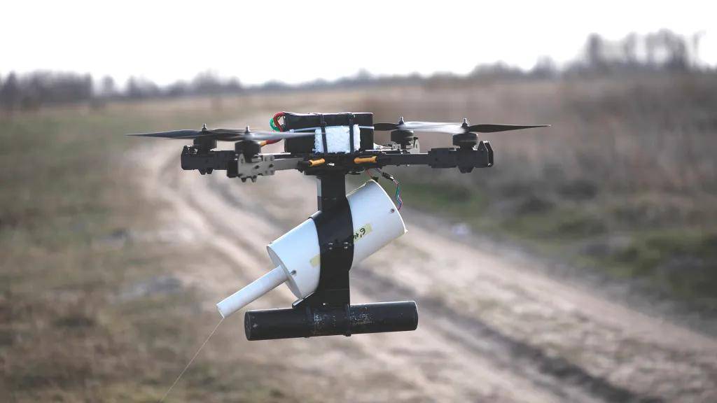 皇冠信用网出租足球
_美媒:如果中国向美国本土开打皇冠信用网出租足球
,发射千架无人机,美军没办法击落