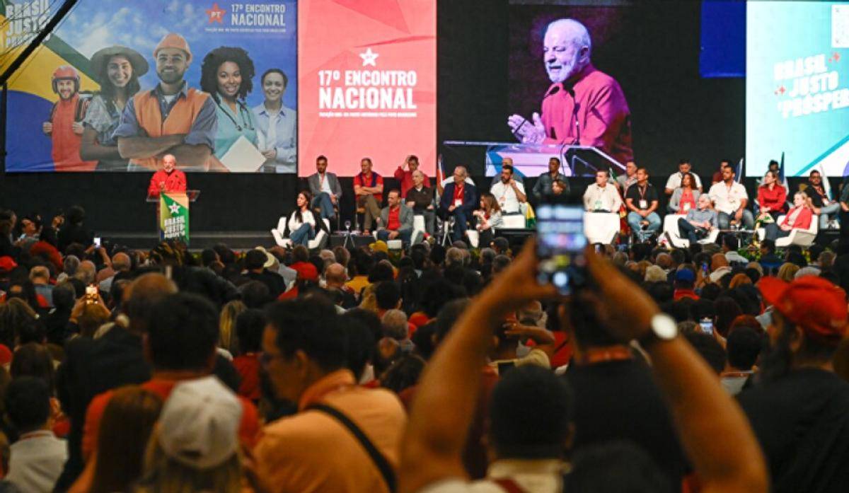 皇冠信用網登3代理
_卢拉:皇冠信用網登3代理
我不会忘记美国曾协助在巴西发动政变