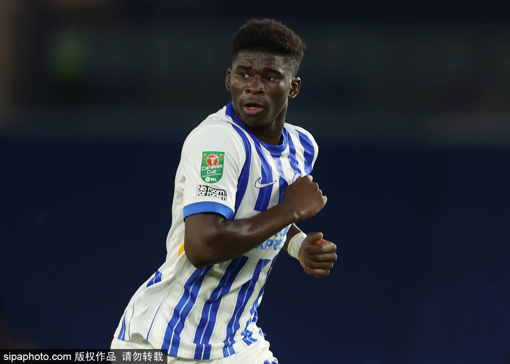 瑞士甲组联赛
_曼联转会风云:B费若赴沙特瑞士甲组联赛
,巴莱巴身价飙升至1亿镑的背后故事