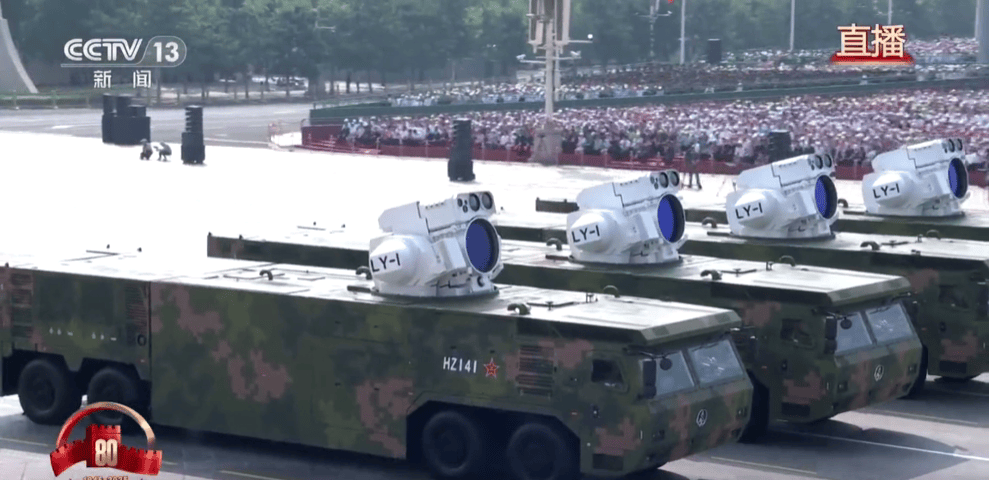 瓦鲁尔(女) vs國際米蘭(女)_激光武器亮相阅兵场瓦鲁尔(女) vs國際米蘭(女),专家称其不到1秒可摧毁来袭导弹无人机