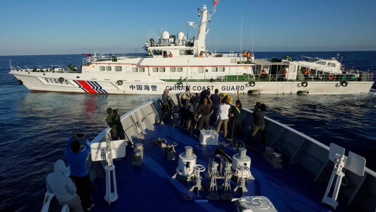 桑德维肯斯vs奥雷布洛_菲豁出去了桑德维肯斯vs奥雷布洛,南北进逼仁爱礁,南海大乱斗开始,中方已加速增兵