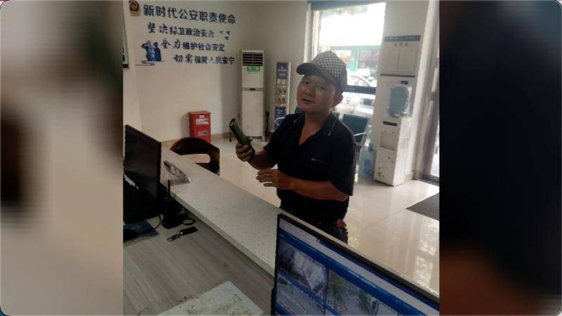 哥斯达黎加乙组联赛_江西萍乡:藏有3万余元现金的旧沙发垫被弃 工人拾金不昧暖人心