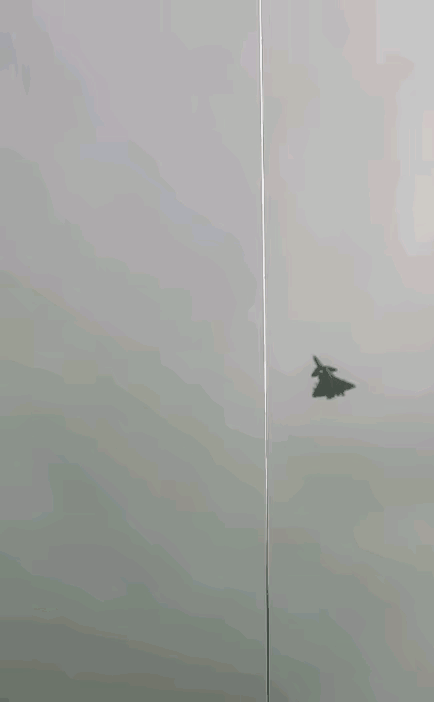 皇冠信用最新地址_挂满14枚导弹皇冠信用最新地址,狙杀还是屠杀?歼-20野兽模式,预示西太平洋变天