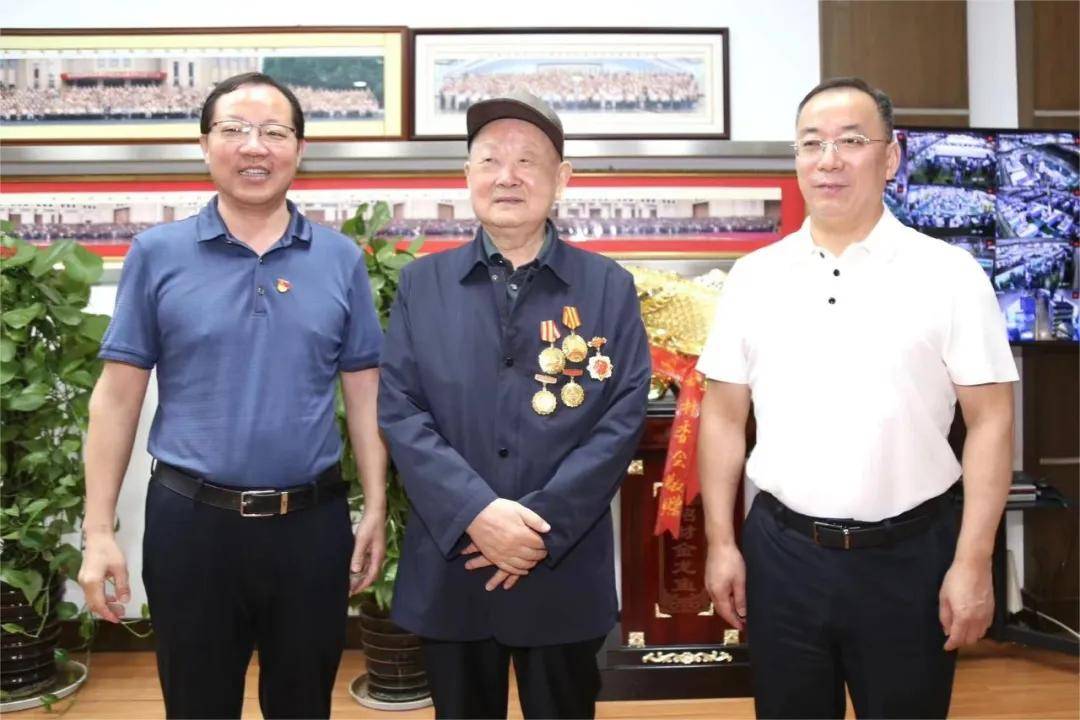 皇冠信用網代理
_一代传奇苏商谢幕：镇江放牛娃做出370亿元市值公司；儿子早已接班皇冠信用網代理
，闯入特斯拉核心供应链