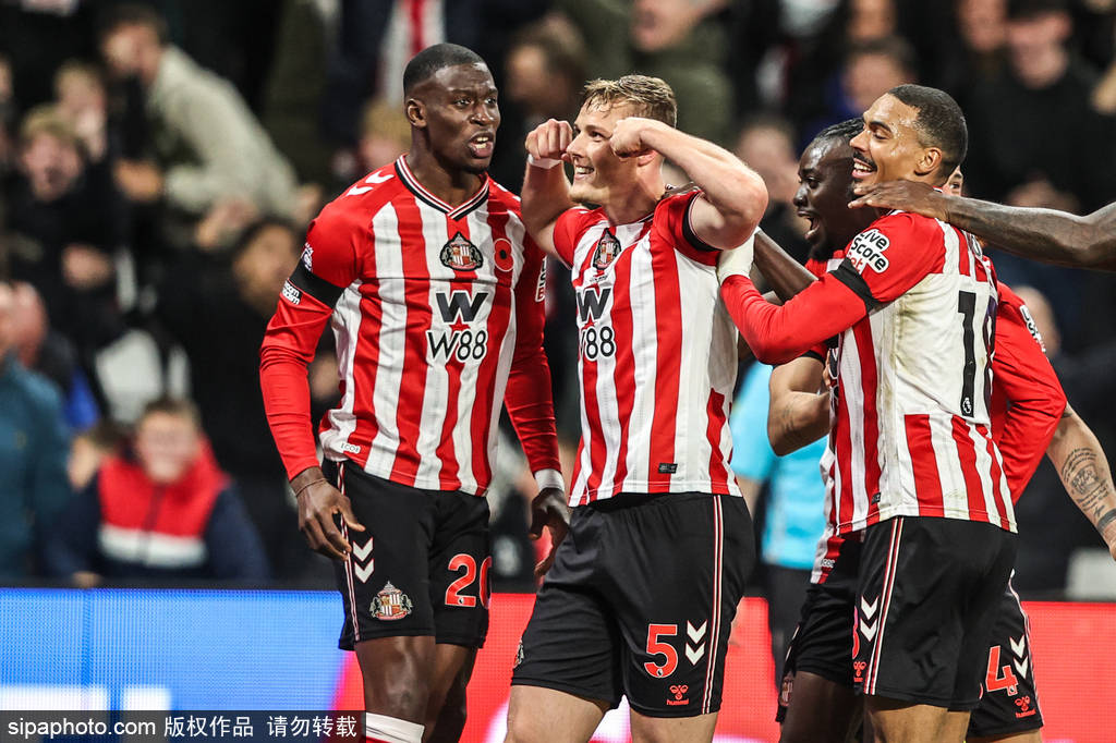 皇冠登3代理注册
_10连胜终结皇冠登3代理注册
!英超-萨卡破门 阿森纳2-2遭桑德兰补时绝平