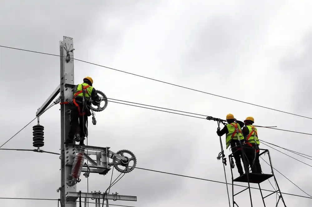 皇冠信用网开户
_昆明出发皇冠信用网开户
，2.5小时到重庆，3小时到成都！渝昆高铁最新进展→